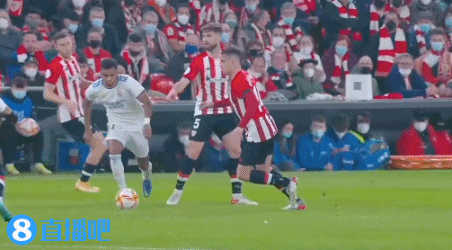 前锋训练中展现惊人速度，状态迅速回升