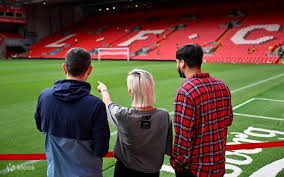 35分17板7助 冠军前锋引爆交易